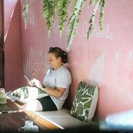 บรรยากาศ At twentytwo house & cafe Patong Phuket