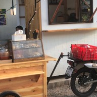 ลูกชิ้นปิ้งริมอ่าง x Baan.Cha19 (SonSauce) อ่างเก็บน้ำบางพระ