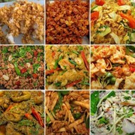 ร้านฮาลาลฟู้ด (อาคารเกษมทัศนา) ม.เกษมบัณฑิต (ร่มเกล้า) ชั้นล่าง ร้านที่ 4 ( Halal Food &  Kasem Bundit University Romklao)