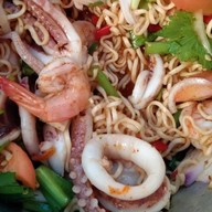 พอใจยำ & ตำ