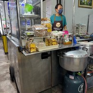 ข้าวต้มปลา(ตรอกข้าวต้ม)