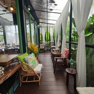 บรรยากาศ Pornnabphan Cafe