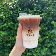 Majikku Coffee & Bakery
