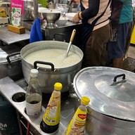 ข้าวต้มปลา(ตรอกข้าวต้ม)