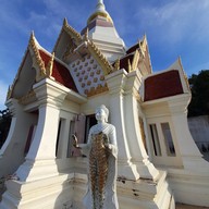 วัดเขาตะเกียบ