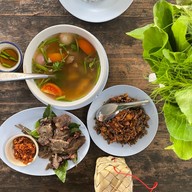 ลาบไก่บ้านโฮ่ง