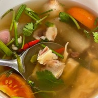 ลาบไก่บ้านโฮ่ง