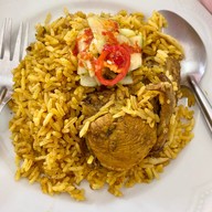 เมนูของร้าน ข้าวหมกไก่แม่เขียวท่าม้า