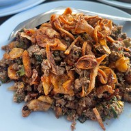 ลาบไก่บ้านโฮ่ง