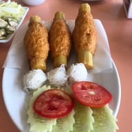 เมนูของร้าน แดงแหนมเนือง ในเมือง