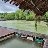 เกาะกลาง กระบี่