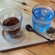 ฉำฉา คาเฟ่ Chamcha Cafe