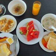 The Resort Hotel @Photharam