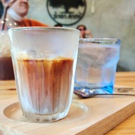 ฉำฉา คาเฟ่ Chamcha Cafe