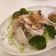 เมนูของร้าน ก๋วยตี๋ยวต้มยำหมูบะช่อ น่าน