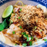 หมูตั่วเฮีย โครงการสวนหลวงสแควร์