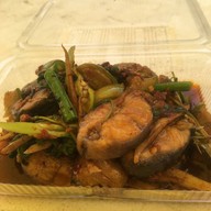 ร้านรุ่งเรืองหมูกรอบ