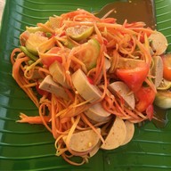 ร้านรุ่งเรืองหมูกรอบ