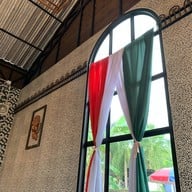 เชฟสมพงษ์