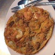 เมนูของร้าน ผัดไทยห่อไข่ช้างเผือก