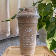กาแฟมะพร้าว By กระต่าย ตรงข้ามซอยศาลาธรรมสพน์ 41