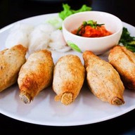 เมนูของร้าน ดูดีแหนมเนือง 2 สาขาเวียงสา