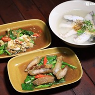 เมนูของร้าน ไข่มุกข์ข้าวต้มปลา@สี่แยกวังตอ