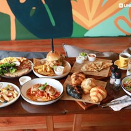 เมนูของร้าน TAN CAFE TAN Hostel x Cafe