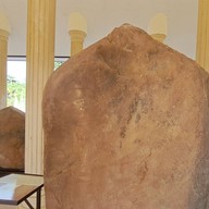 ใบเสมาบ้านกุดโง้ง