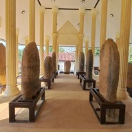 ใบเสมาบ้านกุดโง้ง