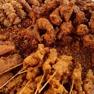 ไก่ทอดป้าเขียด อร่อย ดัง หลังรพ.มหาราช