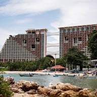 หาดลับพัทยา