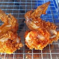 กระเพราข้าวหอม