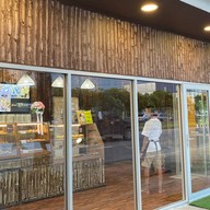 มหาเฮีย ข้าวมันไก่สิงคโปร์ & กะหรี่พัฟ มหาเฮง บรมราชชนนี