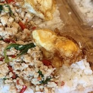 หมูทอดมาเฟีย ข้าวยำไก่ทอด สาขาเมืองปทุม