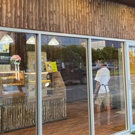 มหาเฮีย ข้าวมันไก่สิงคโปร์ & กะหรี่พัฟ มหาเฮง บรมราชชนนี