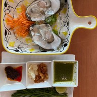 ร้านอาหารกุ้งมังกร ซีฟู้ด อ่าวนาง กระบี่ : Kungmoungkorn Restuarant