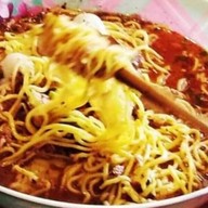 ยิ้มสู้บะหมี่จับกังอุบล จุกๆ(เจ้าเก่า)