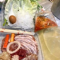 ร้านเป็นหนึ่งหมูกะทะ