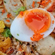 เส้นหมี่ไก่ฉีก อร่อยเละ พระโขนง