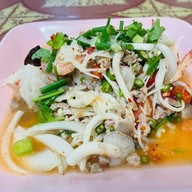 เมนูของร้าน ร้านยำน้าน้อยเมืองคอน