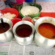 ขนมจีนแม่พลอย
