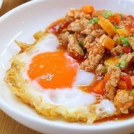 กระเพราปะไร