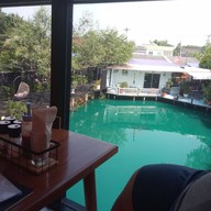 บรรยากาศ Inside Cafe Bistro And Bar