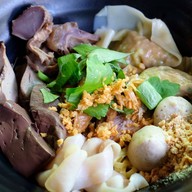 ก๋วยเตี๋ยวเป็ดเฮียเม้ง ทาวน์อินทาวน์ ซอย ลาดพร้าว94