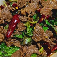 กระเพราโคขุนพริกแห้ง