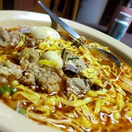 เมนูของร้าน ต้นม่วงก๋วยเตี๋ยวต้มยำกระดูกหมู สาขา2 เส้นไปรษณีย์หาดใหญ่