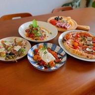 Molto Pizza Gusto บ้านโป่ง