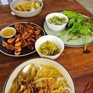 ตำแหลก ตูกะสู อาหารอีสาน หาดใหญ่