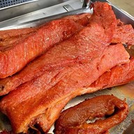 หมูกรอบตู้